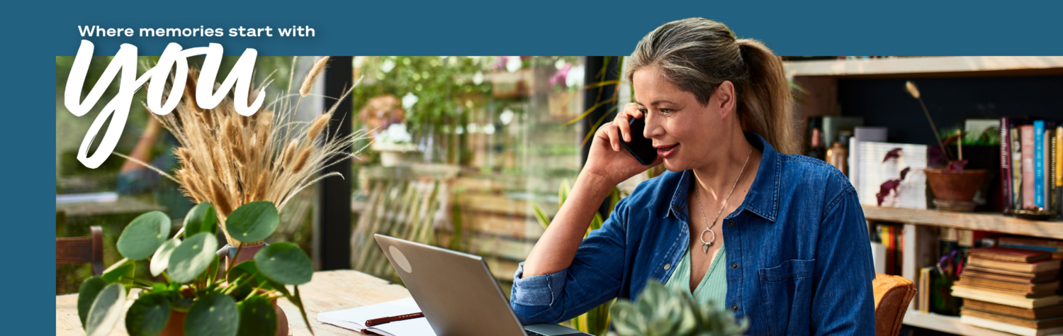 Head, Person, Face, Adult, Female, Woman, Mobile Phone, Necklace, Laptop, Photography