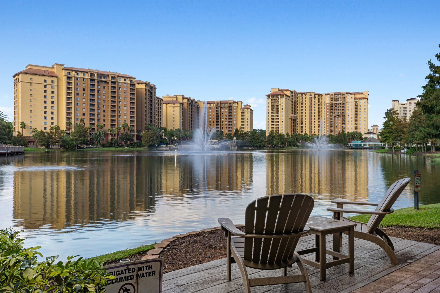 Nature, Outdoors, Scenery, Chair, City, Lakefront, Building, Water, Waterfront, Urban