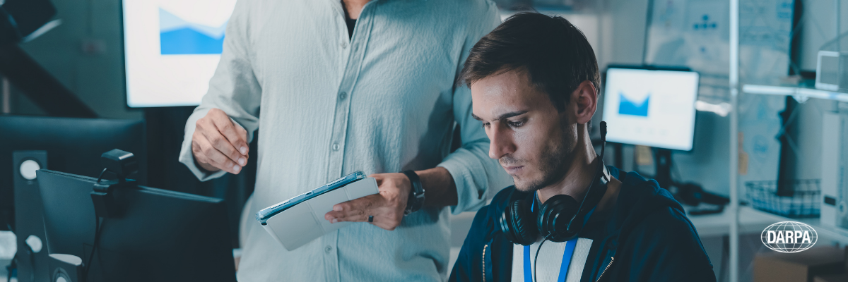Adult, Male, Man, Person, Hospital, Face, Head, Headphones, Hairdresser, Monitor