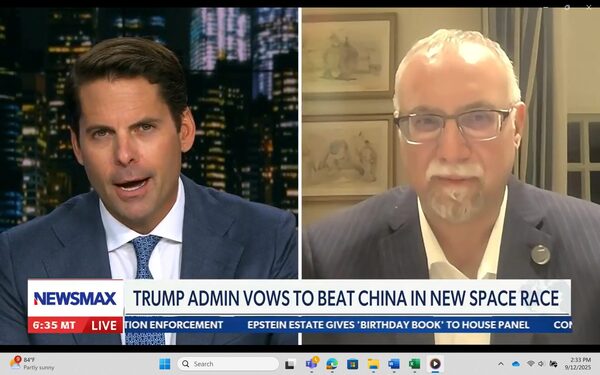 Tie, Head, Person, Adult, Male, Man, Face, Portrait, Screen, Monitor