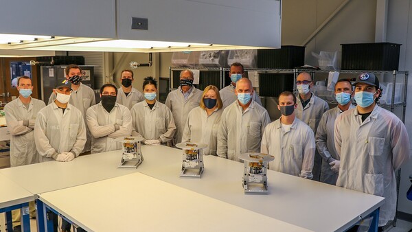 People, Person, Laboratory, Groupshot, Adult, Male, Man, Lab, Female, Woman