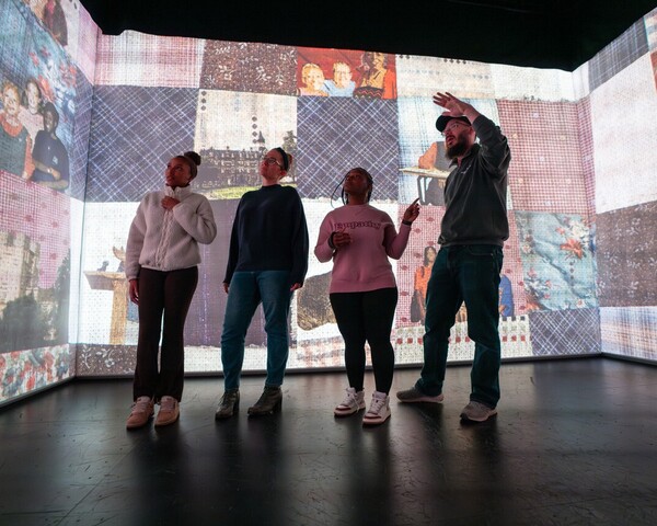 Observing a show in The Cube