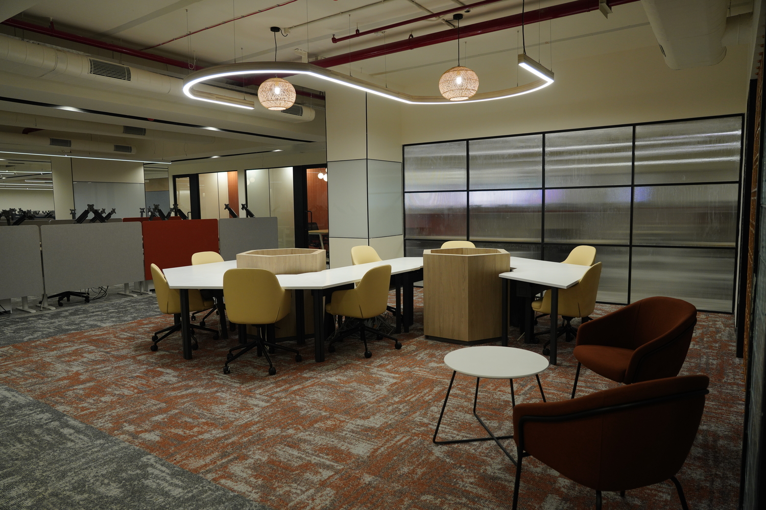 Cafeteria, Indoors, Restaurant, Chair, Furniture, Floor, Lamp, Flooring, Lounge, Person