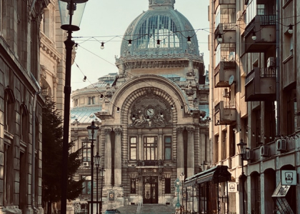 City, Street, Urban, Metropolis, Neighborhood, Monastery, Arch, Alley, Cathedral, Gothic Arch