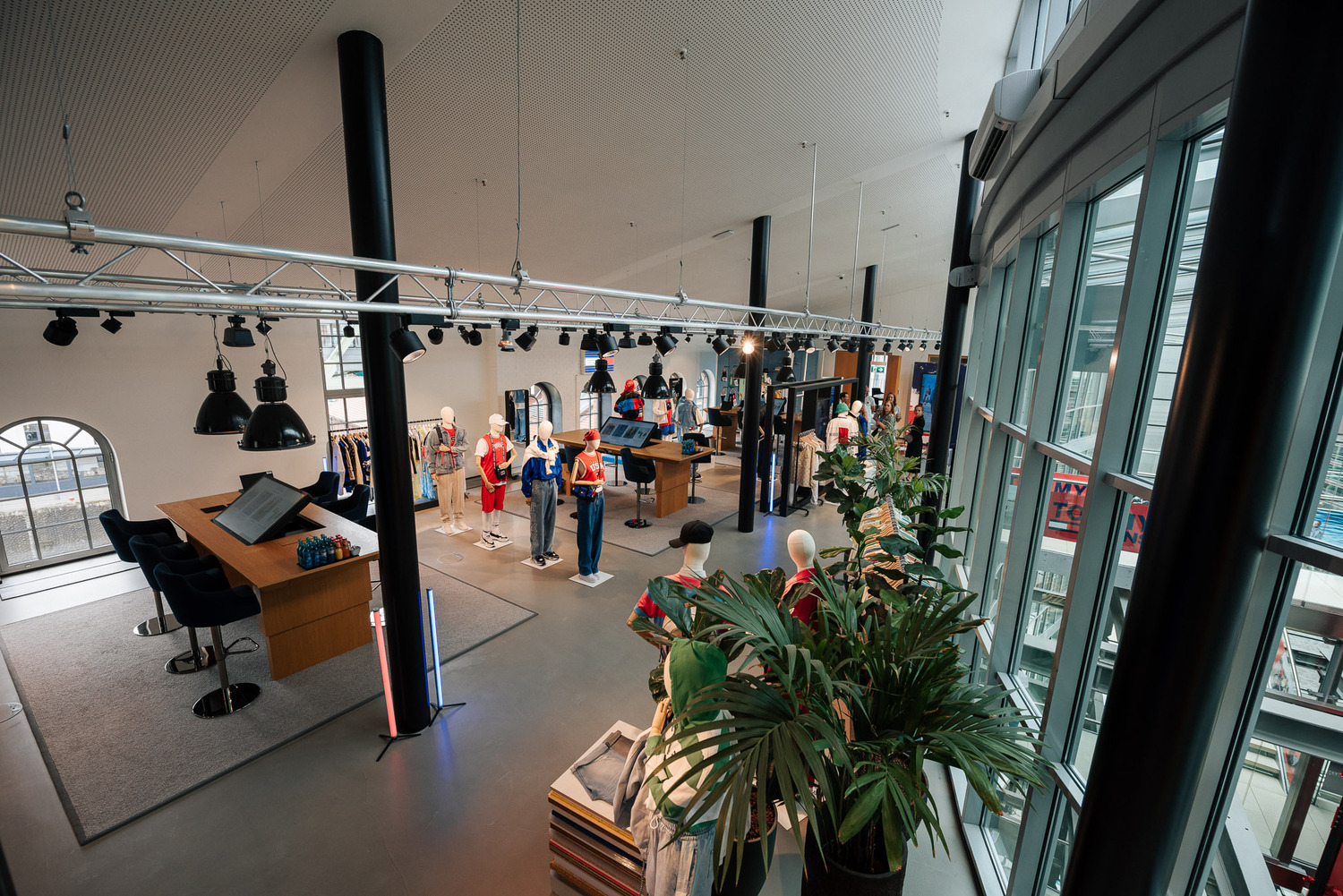 Floor, Flooring, Handrail, Person, Building, Indoors, Chair, Adult, Female, Woman