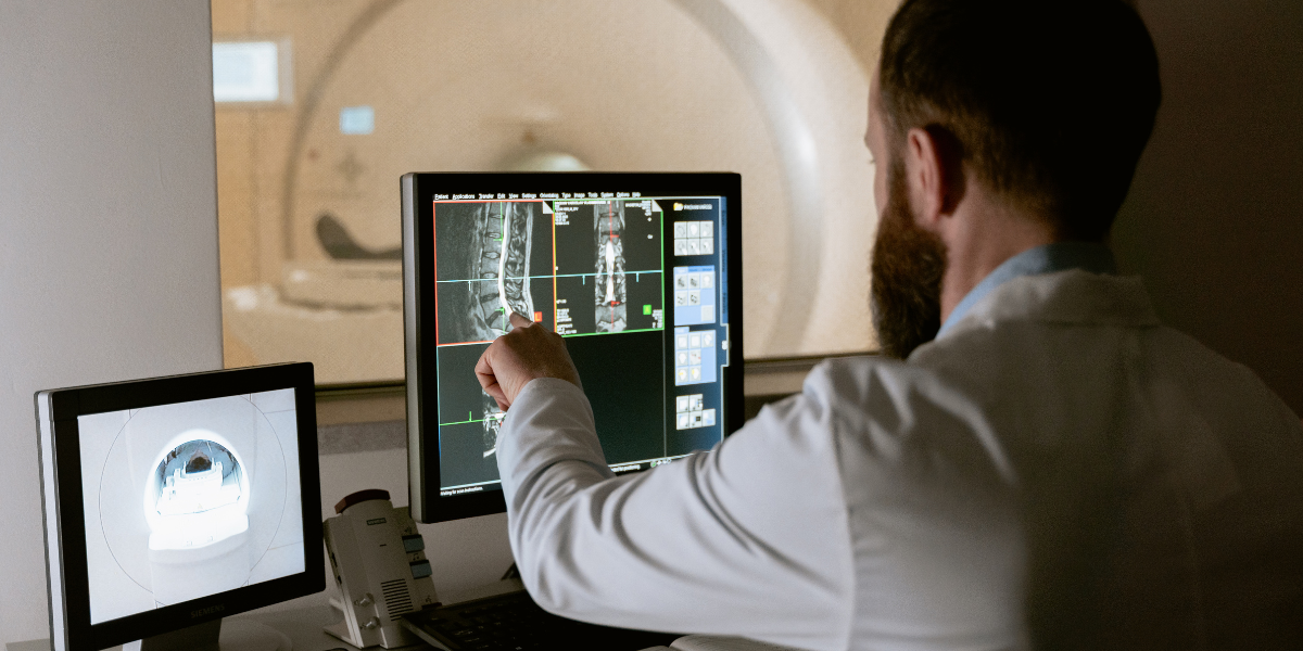 Ct Scan, Adult, Male, Man, Person, Computer Hardware, Monitor, Face, Head, CAD Diagram