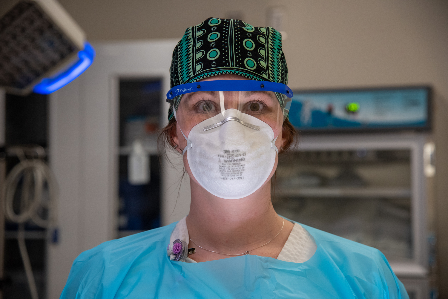 Person, Clothing, Apparel, Hat, Doctor, Surgeon, Face