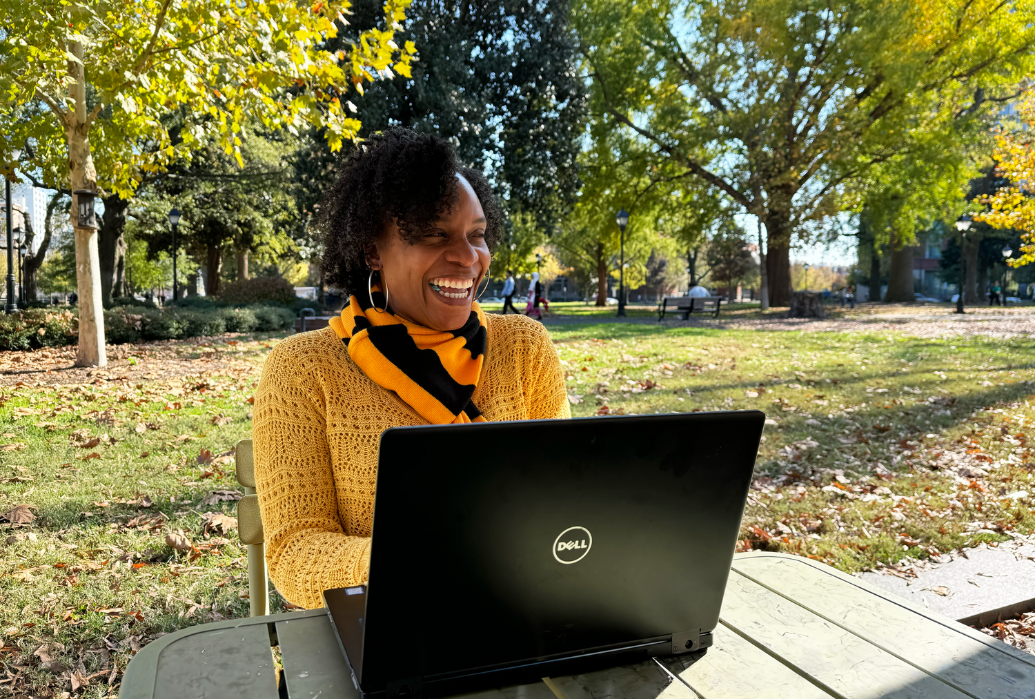 Face, Happy, Head, Person, Smile, Laptop, Pc, Sitting, Adult, Woman