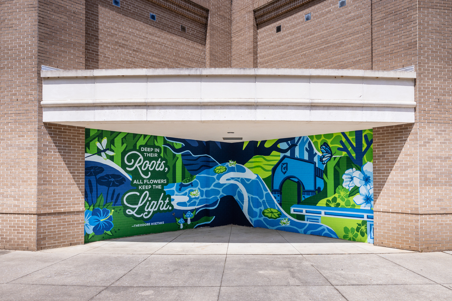 Mural on building on main UWF campus