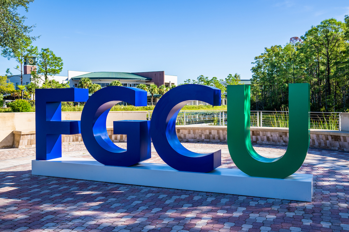 Grass, Outdoors, Park, Path, City, Outdoor Play Area, Play Area, Building, Symbol, Text