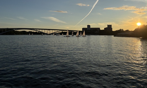 Arch, Flare, Light, Outdoors, Sky, Sunlight, Boat, Waterfront, Sunset, Arch Bridge