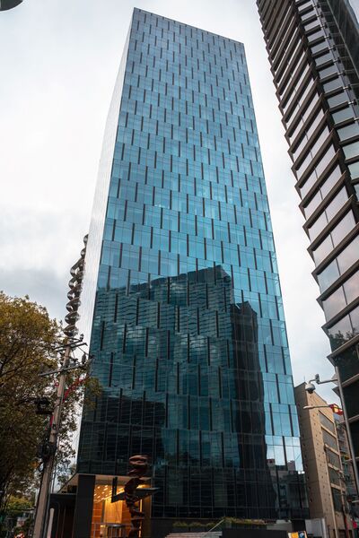 MEX-Insurgentes_offices_facade_.jpg