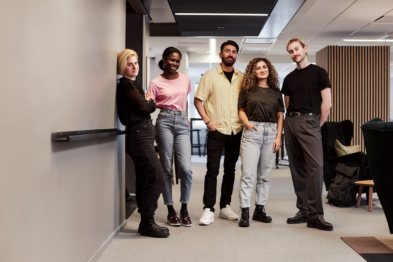 Groupshot, Person, Adult, Male, Man, Pants, Shoe, Female, Woman, Jeans