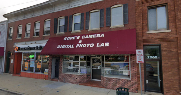 Door, Shop, Canopy, Awning, Deli, Food, Restaurant, Home Decor, Meal