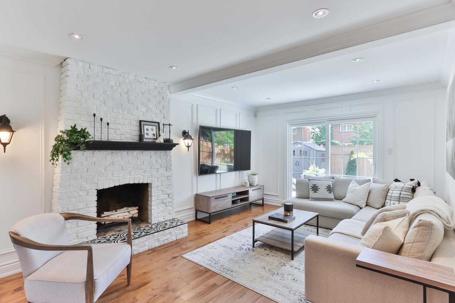 Flooring, Furniture, Living Room, Indoors, Room, Interior Design, Couch, Table, Hardwood, Wood