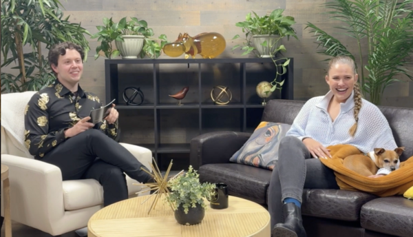 Person, Conversation, Adult, Female, Woman, Plant, Face, Happy, Head, Interview