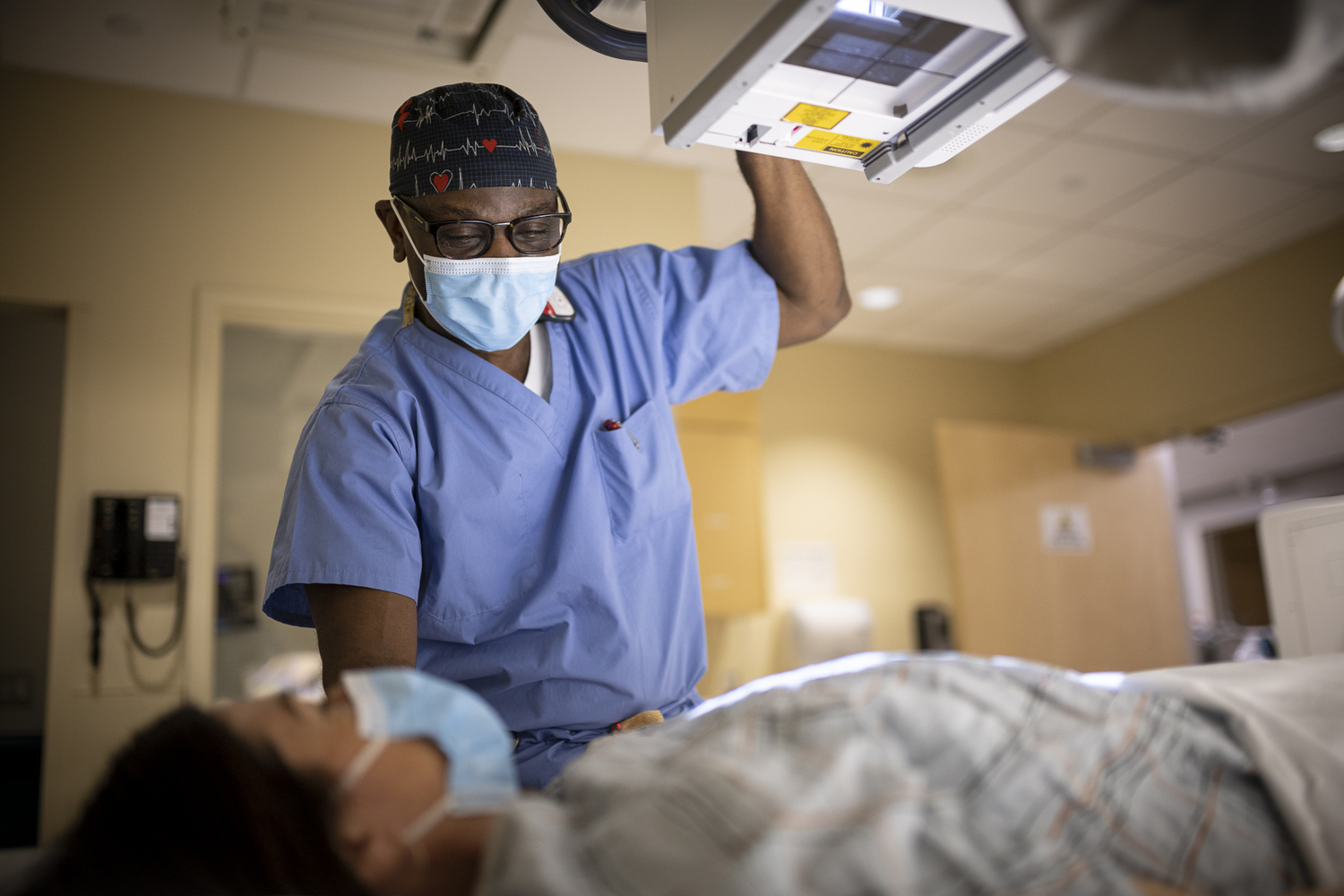 Building, Hospital, Adult, Male, Man, Person, Glasses, Hat, Head, Face