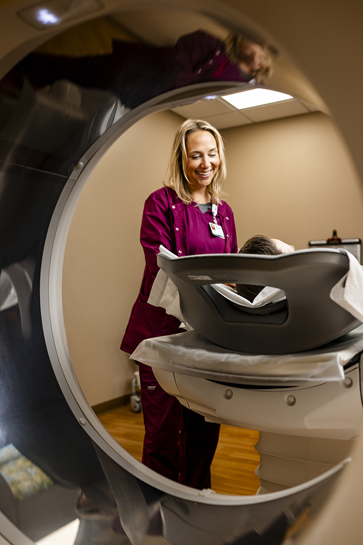 Ct Scan, Photography, Adult, Female, Person, Woman, Face, Head, Building, Hospital